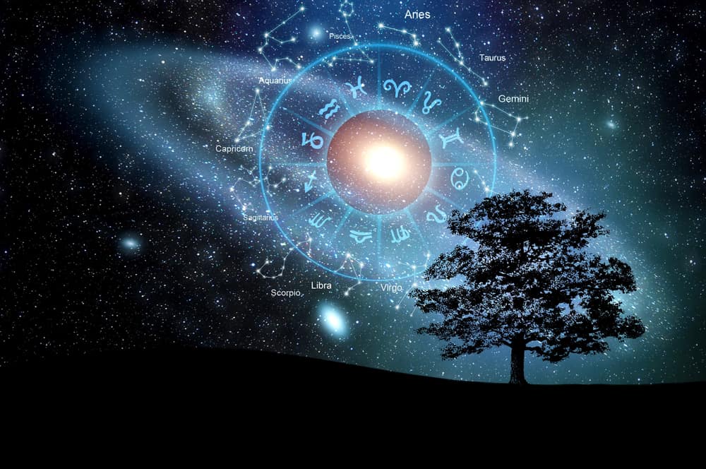 Difference Between Astronomy and Astrology: Unraveling the Mystique